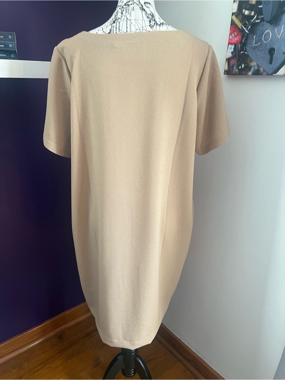 Linea by Louis Dell'Olio Short-Sleeve Midi Dress in Beige - Picture 6 of 8